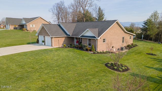 410 Garden Meadow Drive, Greeneville, TN 37745