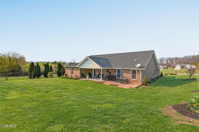 410 Garden Meadow Drive, Greeneville, TN 37745