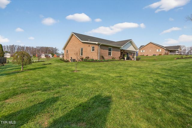 410 Garden Meadow Drive, Greeneville, TN 37745