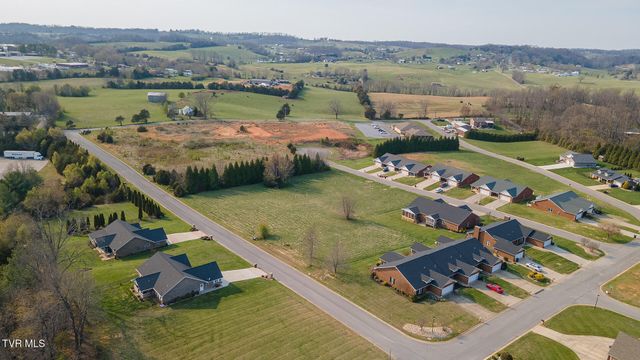 410 Garden Meadow Drive, Greeneville, TN 37745
