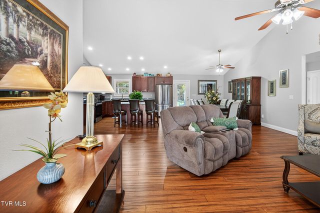 410 Garden Meadow Drive, Greeneville, TN 37745