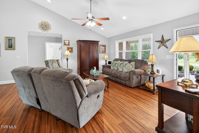 410 Garden Meadow Drive, Greeneville, TN 37745