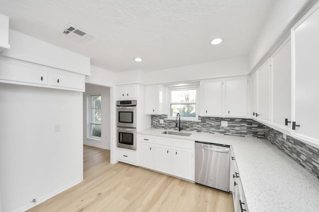 18803 Oakway Drive, Spring, TX 77388