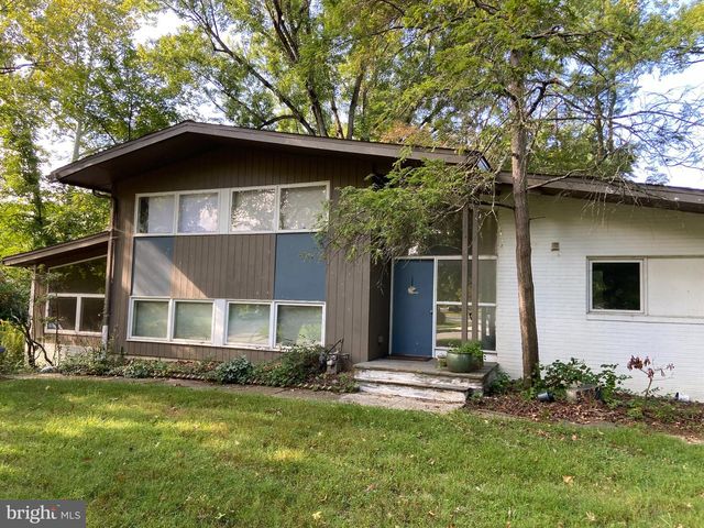 805 HARSTON LN, Erdenheim, PA 19038