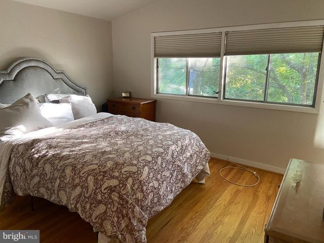 805 HARSTON LN, Erdenheim, PA 19038