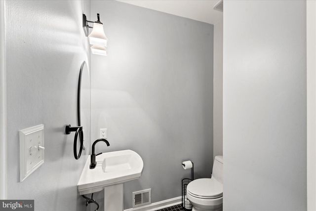 59 TWIN HILL LN, Stafford, VA 22554