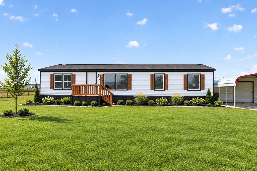 8325 Mckinney Lane, Joshua, TX 76058 — exterior