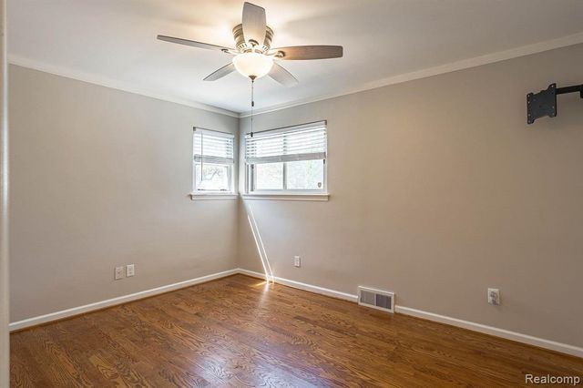 1682 Sherwood Court, Dearborn, MI 48124
