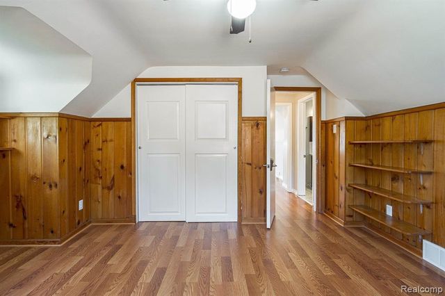 1682 Sherwood Court, Dearborn, MI 48124