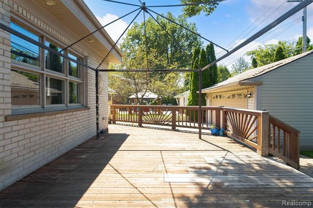 1682 Sherwood Court, Dearborn, MI 48124