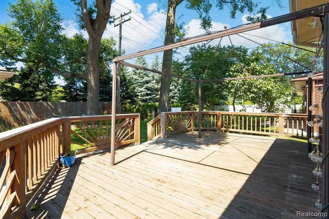 1682 Sherwood Court, Dearborn, MI 48124