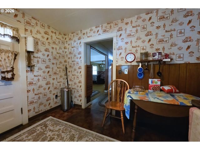 4905 Se 122ND Ave, Portland, OR 97236