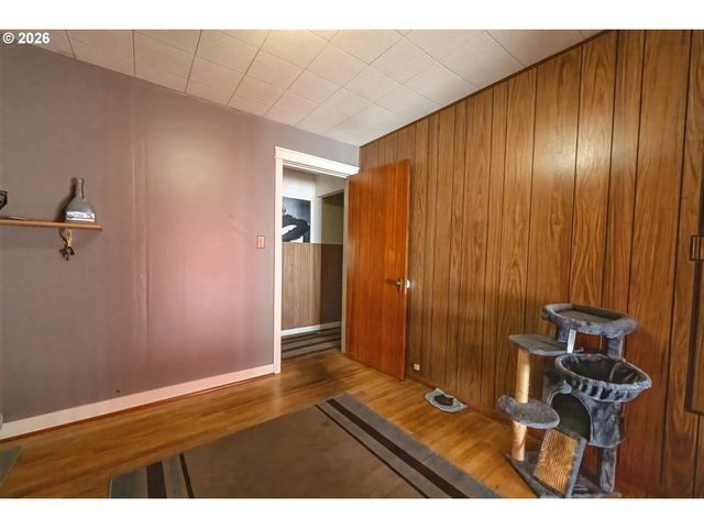 4905 Se 122ND Ave, Portland, OR 97236