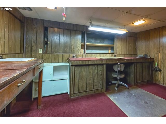 4905 Se 122ND Ave, Portland, OR 97236