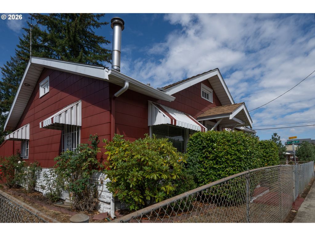 4905 Se 122ND Ave, Portland, OR 97236