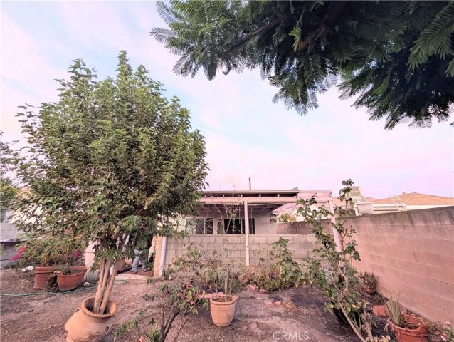 7805 Arcola, Sun Valley, CA 91352
