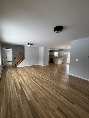 35 Pioneer Road, Gardiner, NY 12525