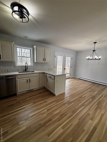 35 Pioneer Road, Gardiner, NY 12525