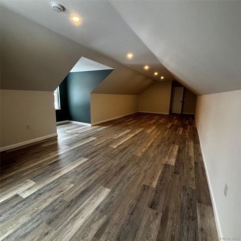 35 Pioneer Road, Gardiner, NY 12525