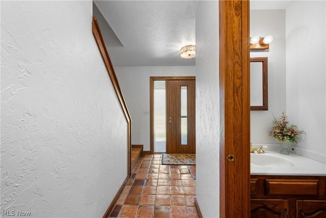 490 Johnson Road, Kent, OH 44240