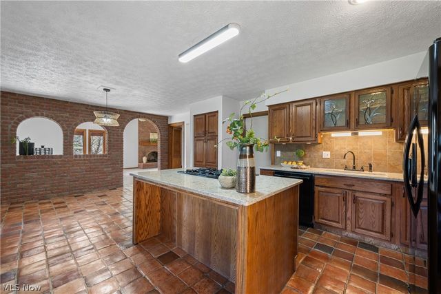 490 Johnson Road, Kent, OH 44240