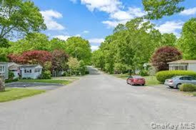 703 Fresh Pond Avenue 175, Calverton, NY 11933