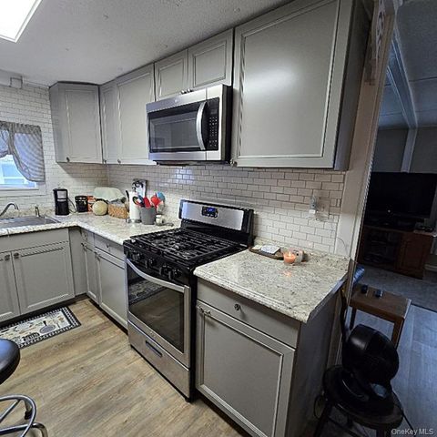 703 Fresh Pond Avenue 175, Calverton, NY 11933