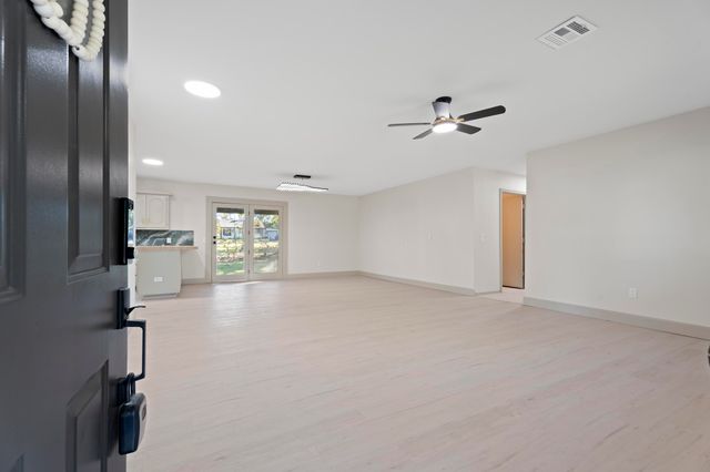 7 N Ora Street, Pryor, OK 74361