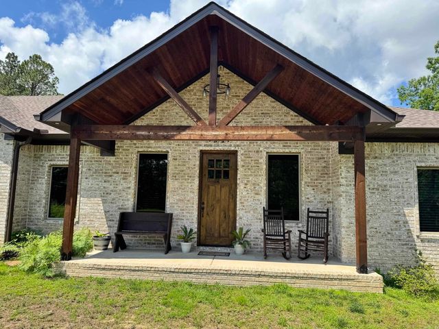 5111 Oklahoma Inn Road, Benton, AR 72015