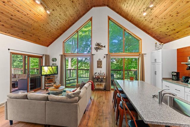 S609 E Redstone Drive, La Valle, WI 53941