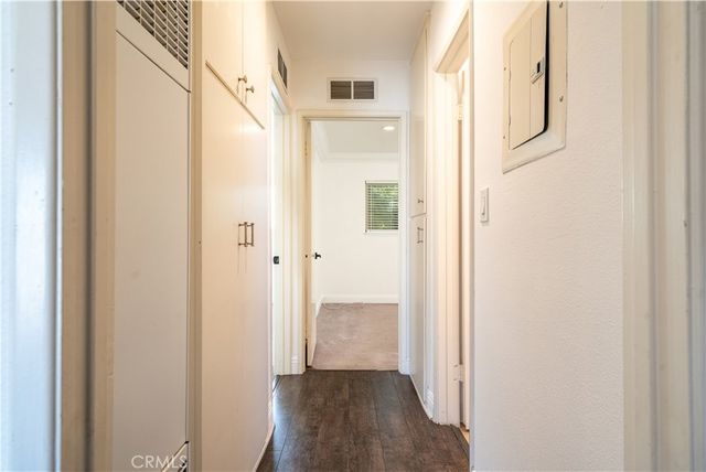 6041 Fountain Park Street 9, Woodland Hills, CA 91367