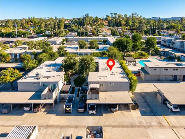 6041 Fountain Park Street 9, Woodland Hills, CA 91367