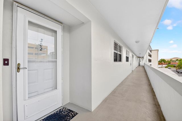 250 John F Kennedy Drive 302, Atlantis, FL 33462