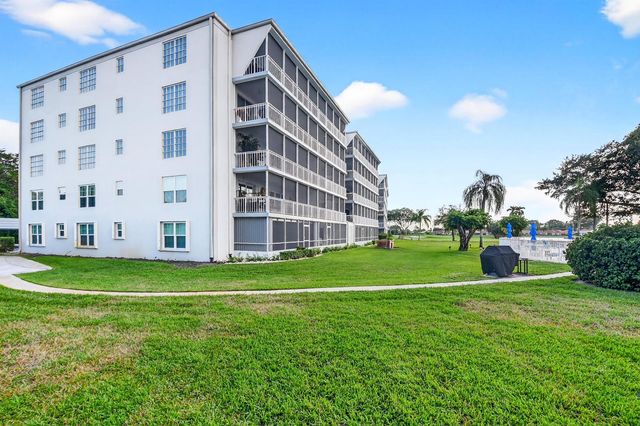 250 John F Kennedy Drive 302, Atlantis, FL 33462
