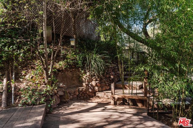 23300 Red Rock Road, Topanga (los Angeles), CA 90290