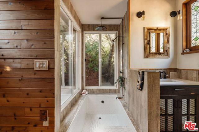 23300 Red Rock Road, Topanga (los Angeles), CA 90290