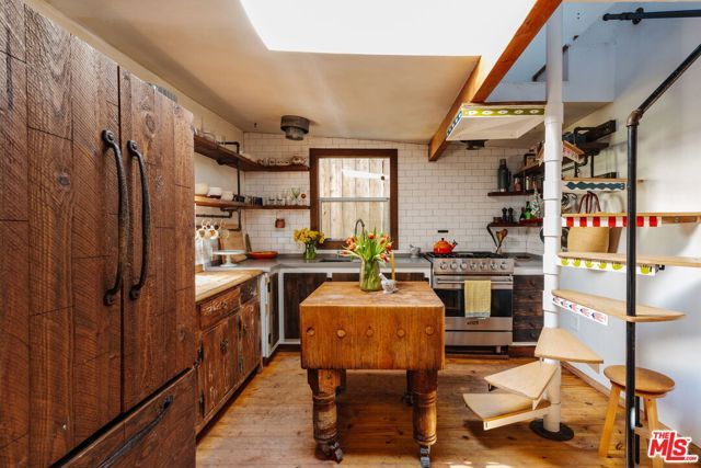 23300 Red Rock Road, Topanga (los Angeles), CA 90290