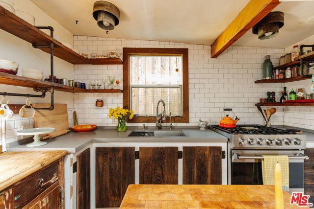 23300 Red Rock Road, Topanga (los Angeles), CA 90290