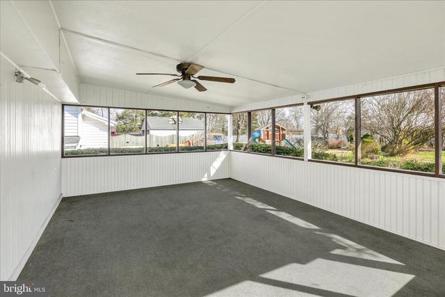 980 QUENTIN RD, Lebanon, PA 17042