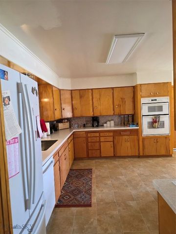 606 S Arizona, Dillon, MT 59725