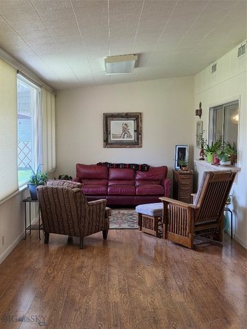 606 S Arizona, Dillon, MT 59725