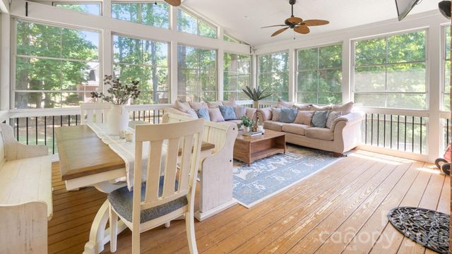 14011 Shanghai Links Place, Charlotte, NC 28278