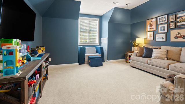 14011 Shanghai Links Place, Charlotte, NC 28278