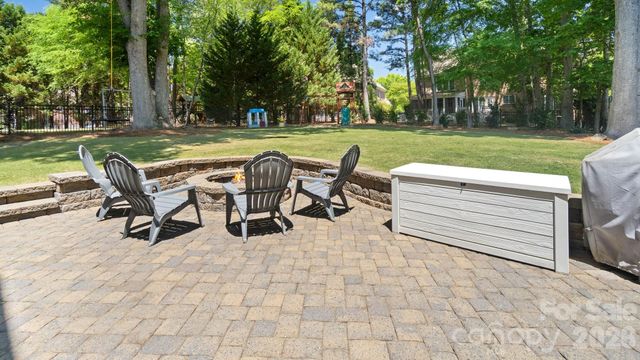 14011 Shanghai Links Place, Charlotte, NC 28278
