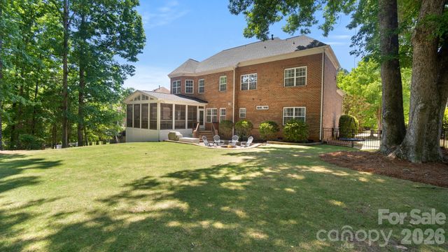 14011 Shanghai Links Place, Charlotte, NC 28278