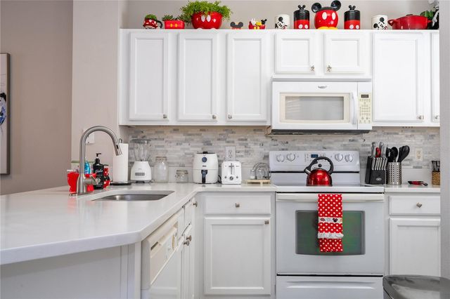 4554 ALBERTO CIRCLE, Kissimmee, FL 34746