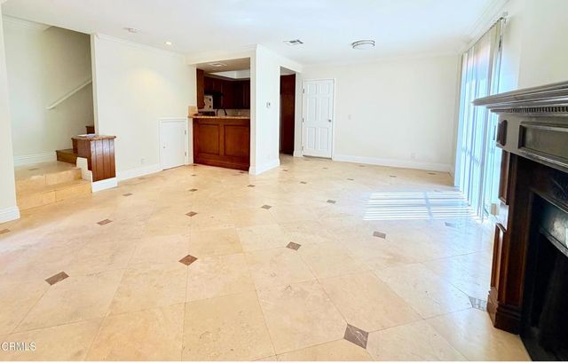 6315 Seville Avenue H, Huntington Park, CA 90255