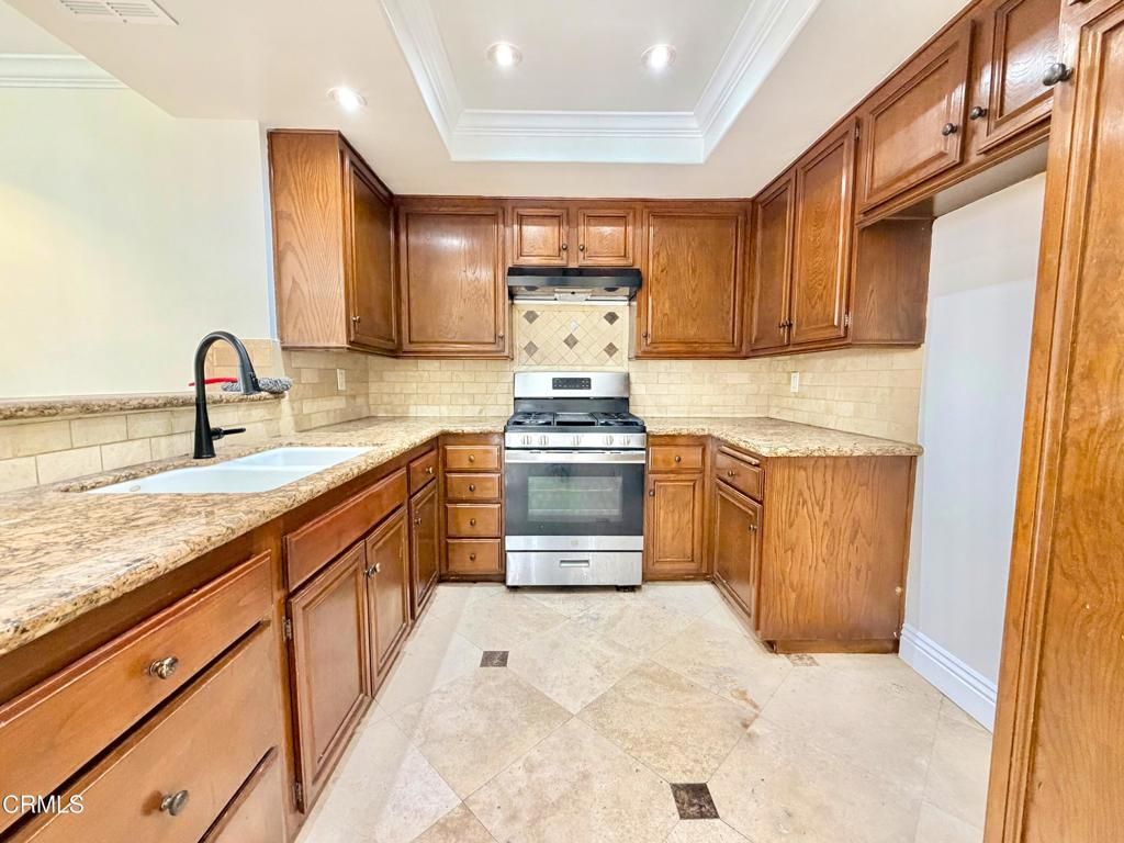 6315 Seville Avenue H, Huntington Park, CA 90255