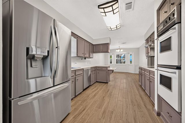 2014 Franklin Circle, Rosenberg, TX 77471