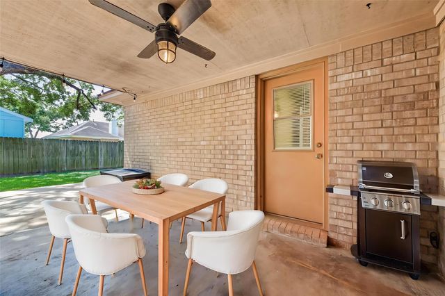 2014 Franklin Circle, Rosenberg, TX 77471